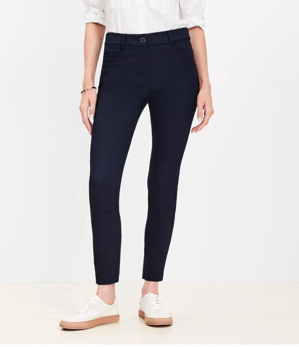 Loft Woman's Sutton Skinny Dress Pants -Size 4 Navy Blue -NWT- Teacher Pant